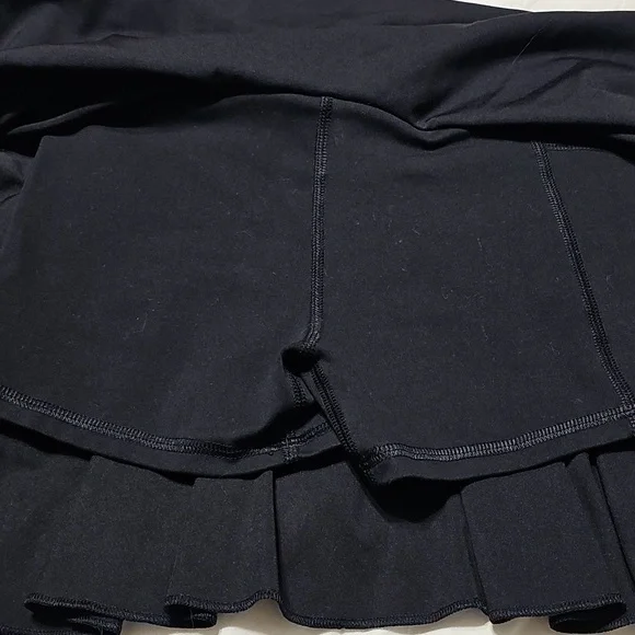 Under Armour Girls Youth Black Super Cute Skirt With Shorts Underneath. YMD!! - Picture 6 of 7